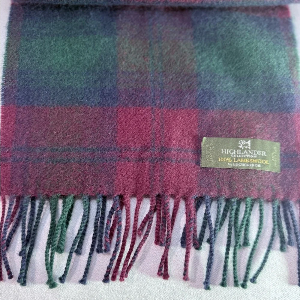 Lochcarron Highlander Scotland Red/Navy/Green Tartan Plaid Lambswool Scarf - Picture 7 of 9